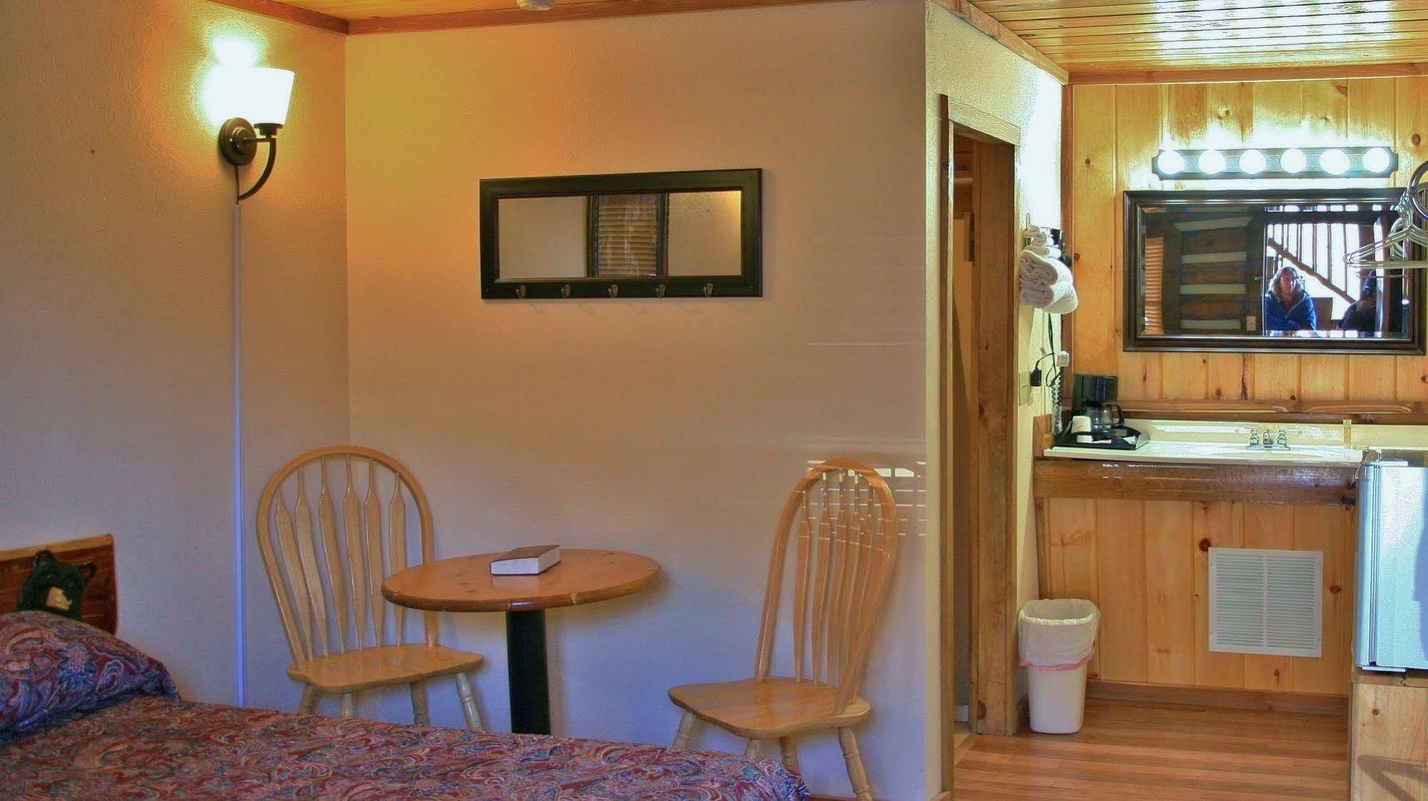 Black Bear Lodge Motel Slade Esterno foto